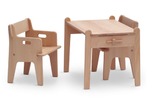 Peter's-Chair&Table